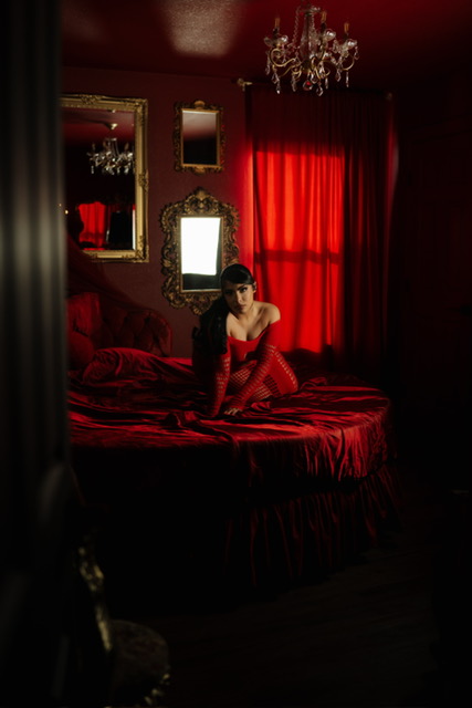 Red photo 4